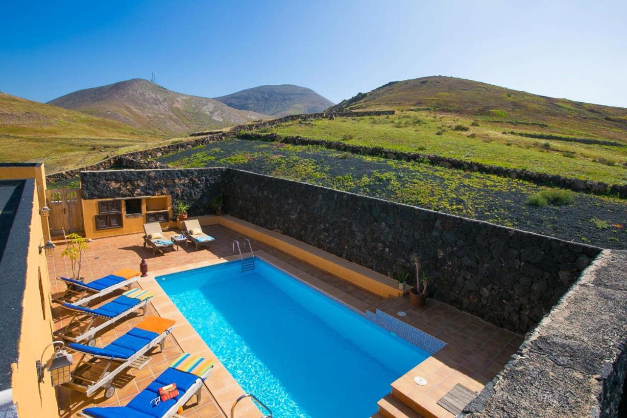 Вилла Casa Acequia Тинахо Экстерьер фото